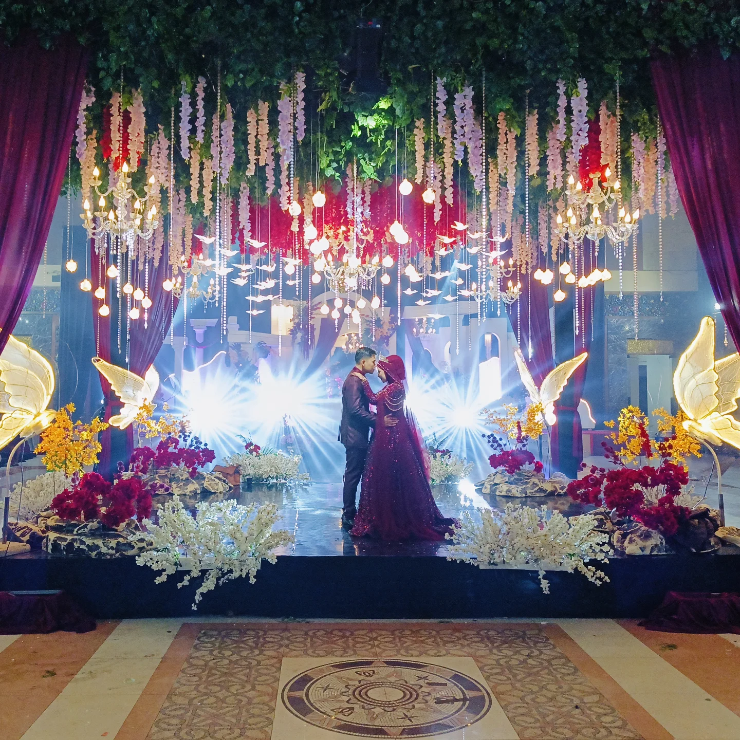 Gedung Serbaguna Rato Ebuh